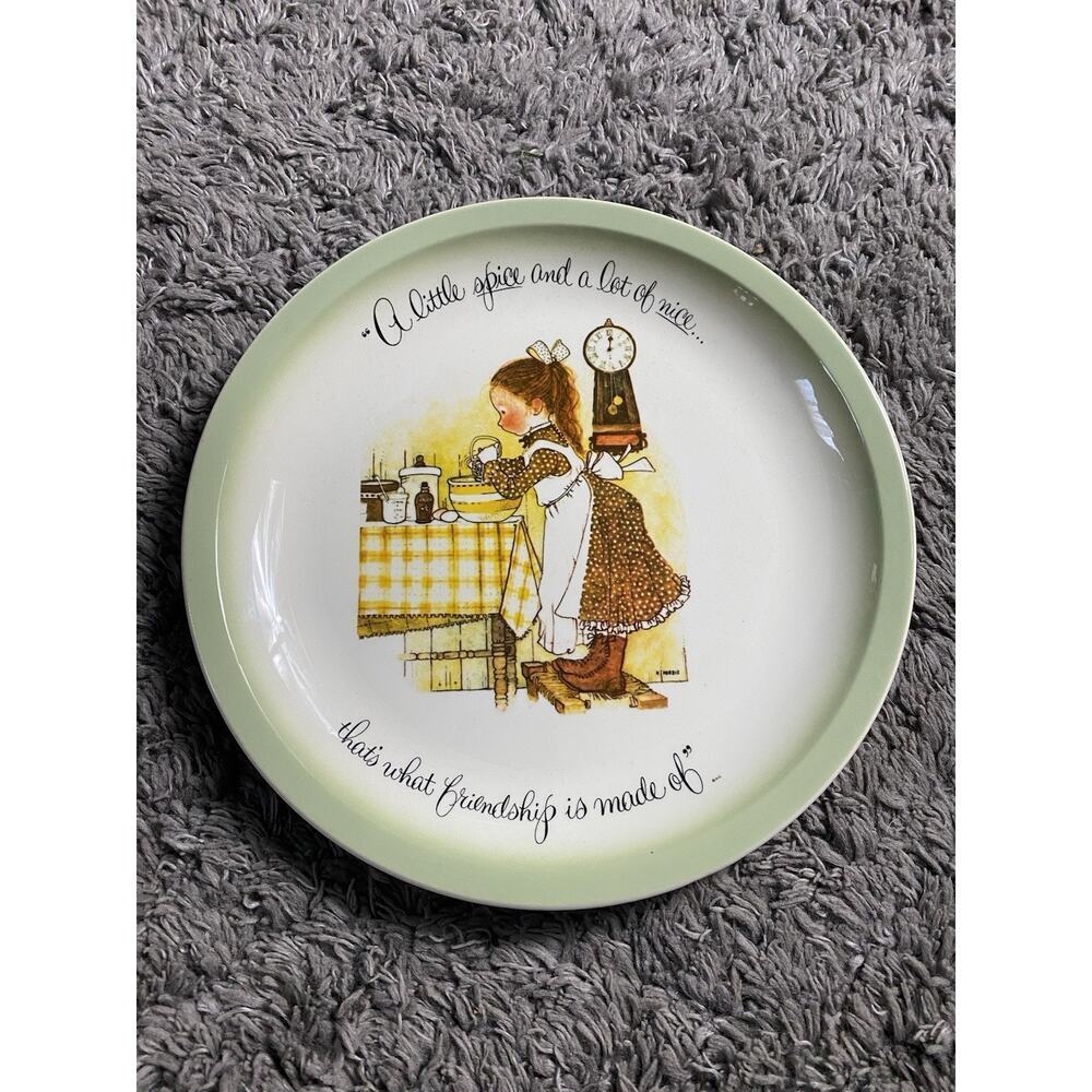 Holly Hobbie Vintage Collectors Edition American Greetings Plate Made In USA